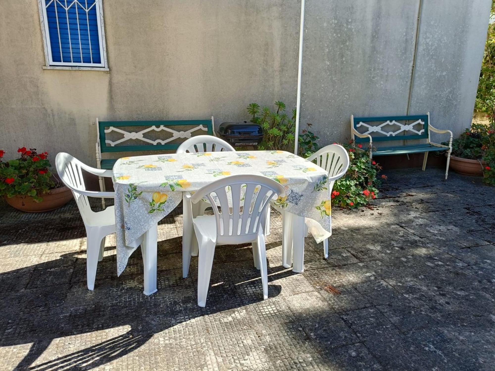Casa Vacanze Il Carrubo Leporano Exterior foto